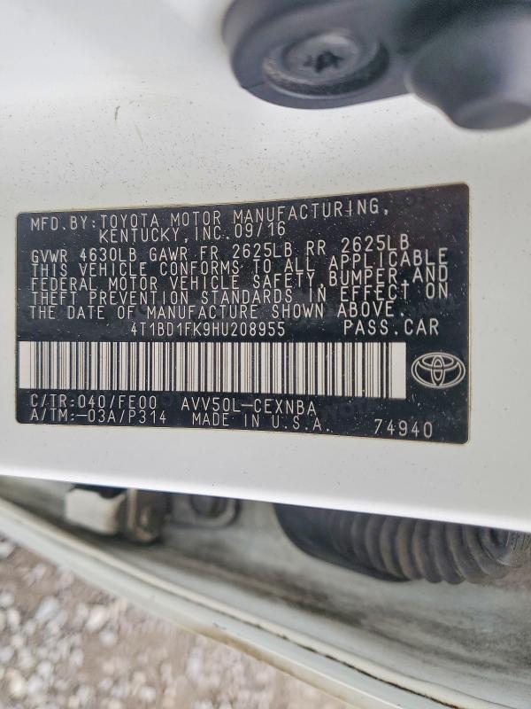 2017 Toyota Camry Hybrid le