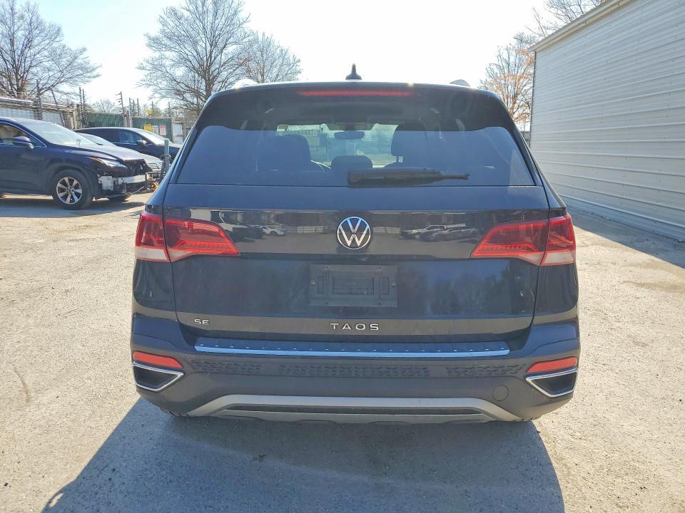 2023 Volkswagen Taos se