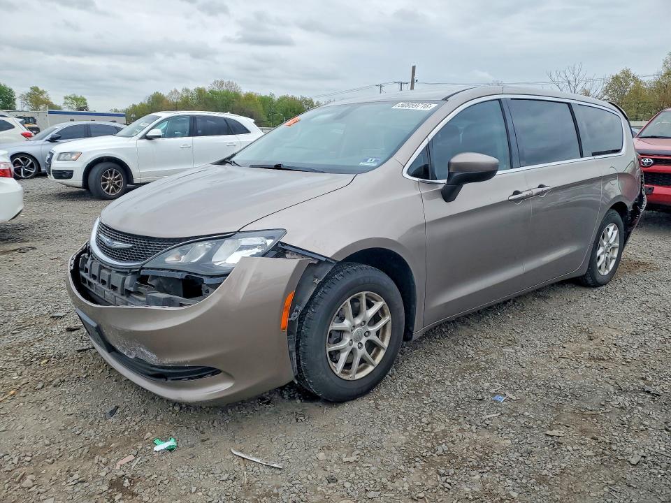 2017 Chrysler Pacifica Touring