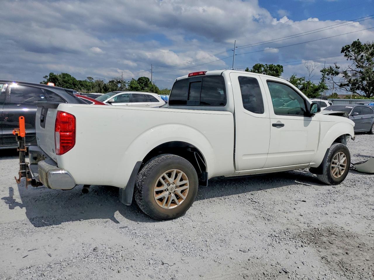 2017 Nissan Frontier S