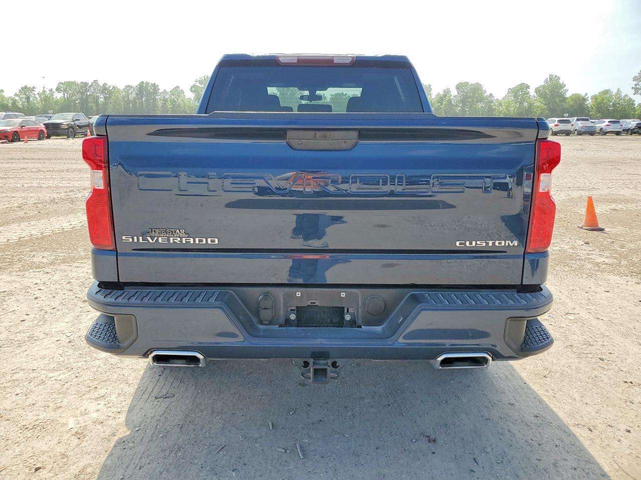 2020 Chevrolet Silverado C1500 Custom