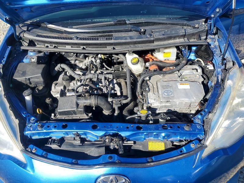 2013 Toyota Prius c two