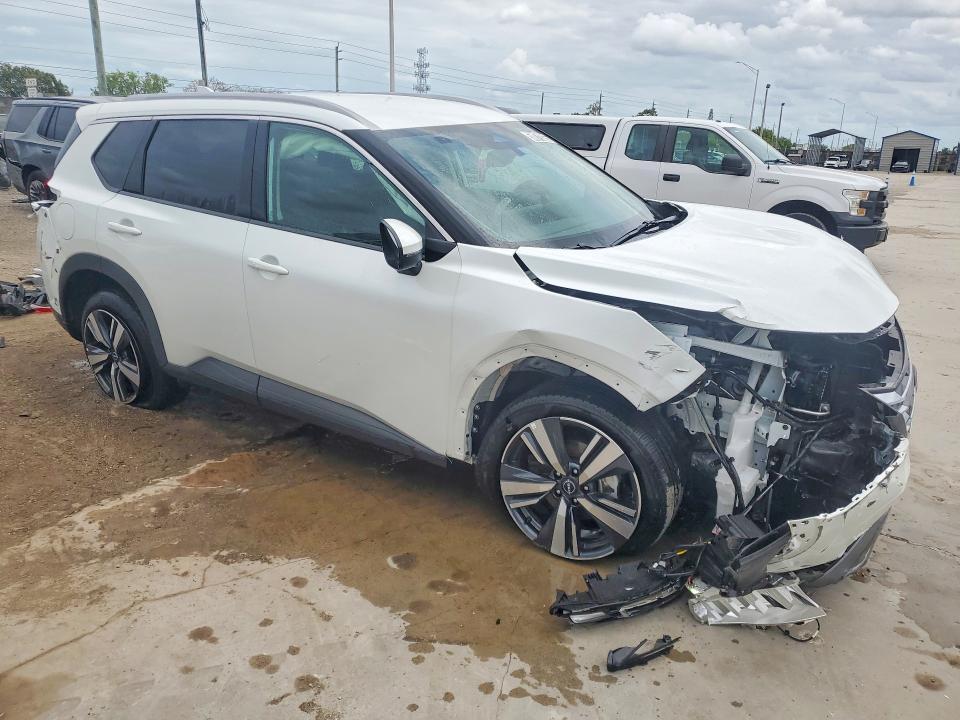 2026 Nissan Rogue sl