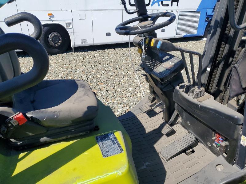 2013 Clark Forklift