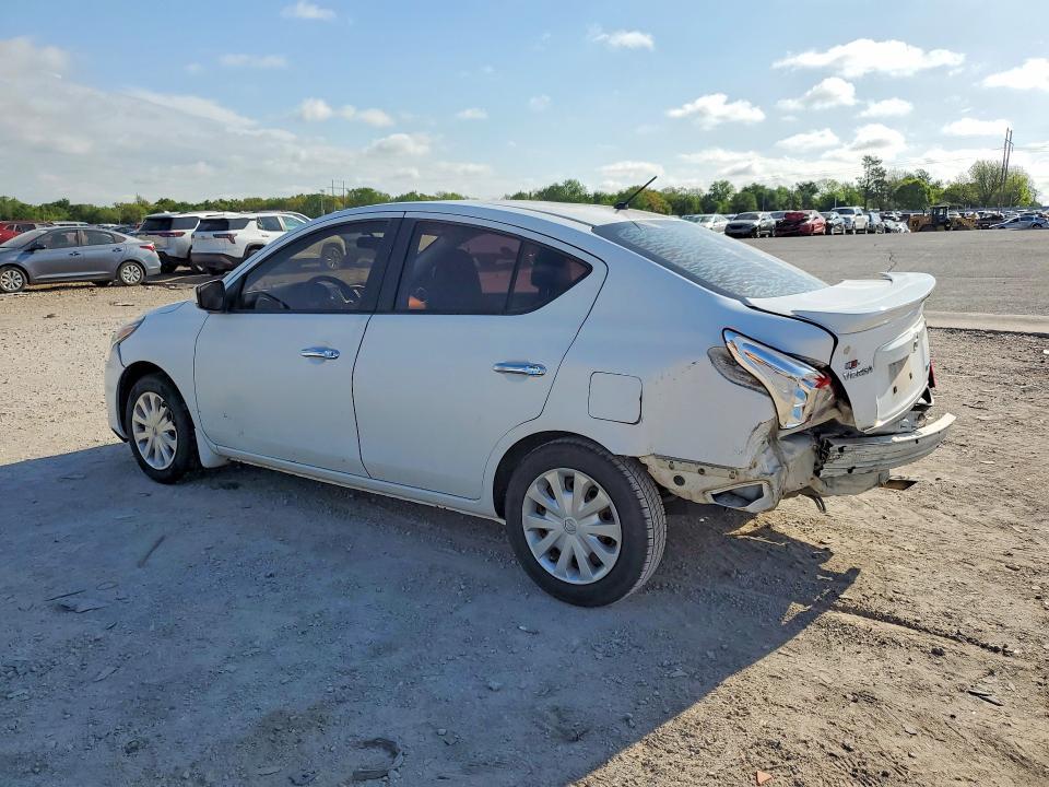 2015 Nissan Versa 1.6 sv