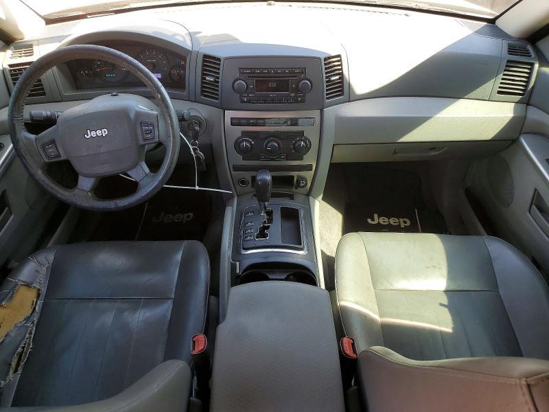 2005 Jeep Grand Cherokee Laredo