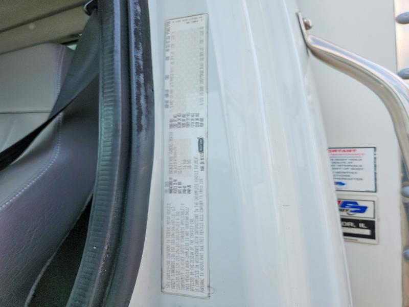 2015 Freightliner Business Class M2 BOX Truck