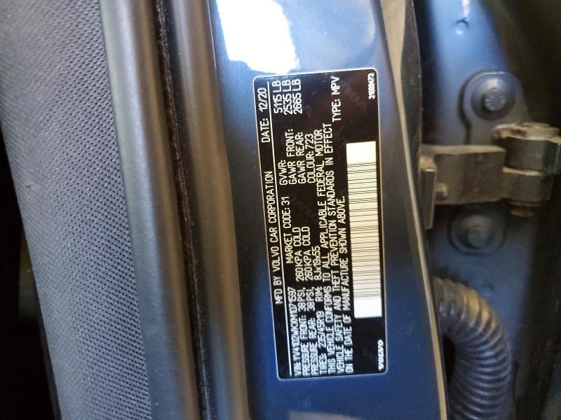 2021 Volvo V60 Cross Country T5 Momentum