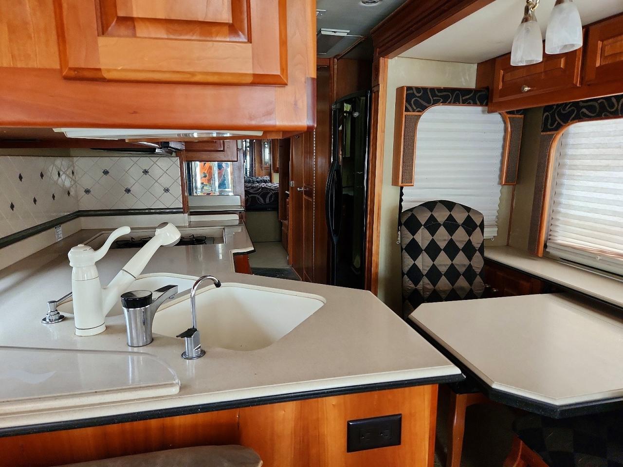 2004 Holiday Rambler 2004 Navigator RV