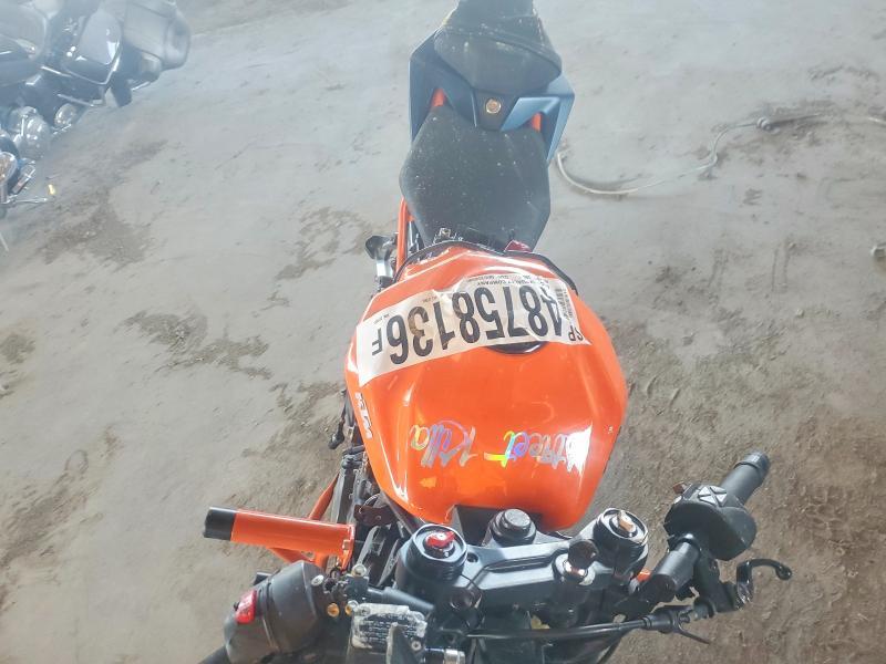 2023 KTM 390 RC