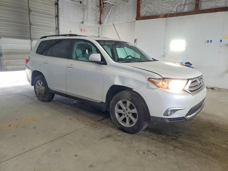 2013 Toyota Highlander se
