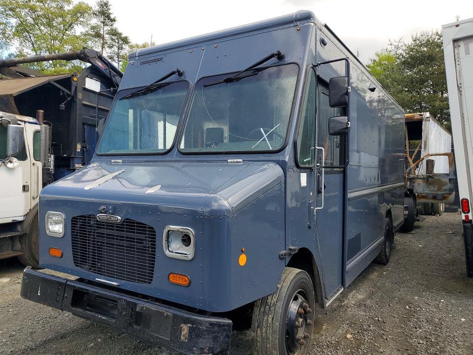 2020 Freightliner Chassis M Line WALK-IN Van