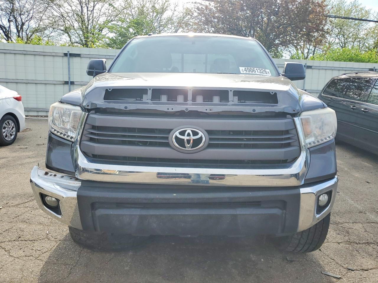 2015 Toyota Tundra SR
