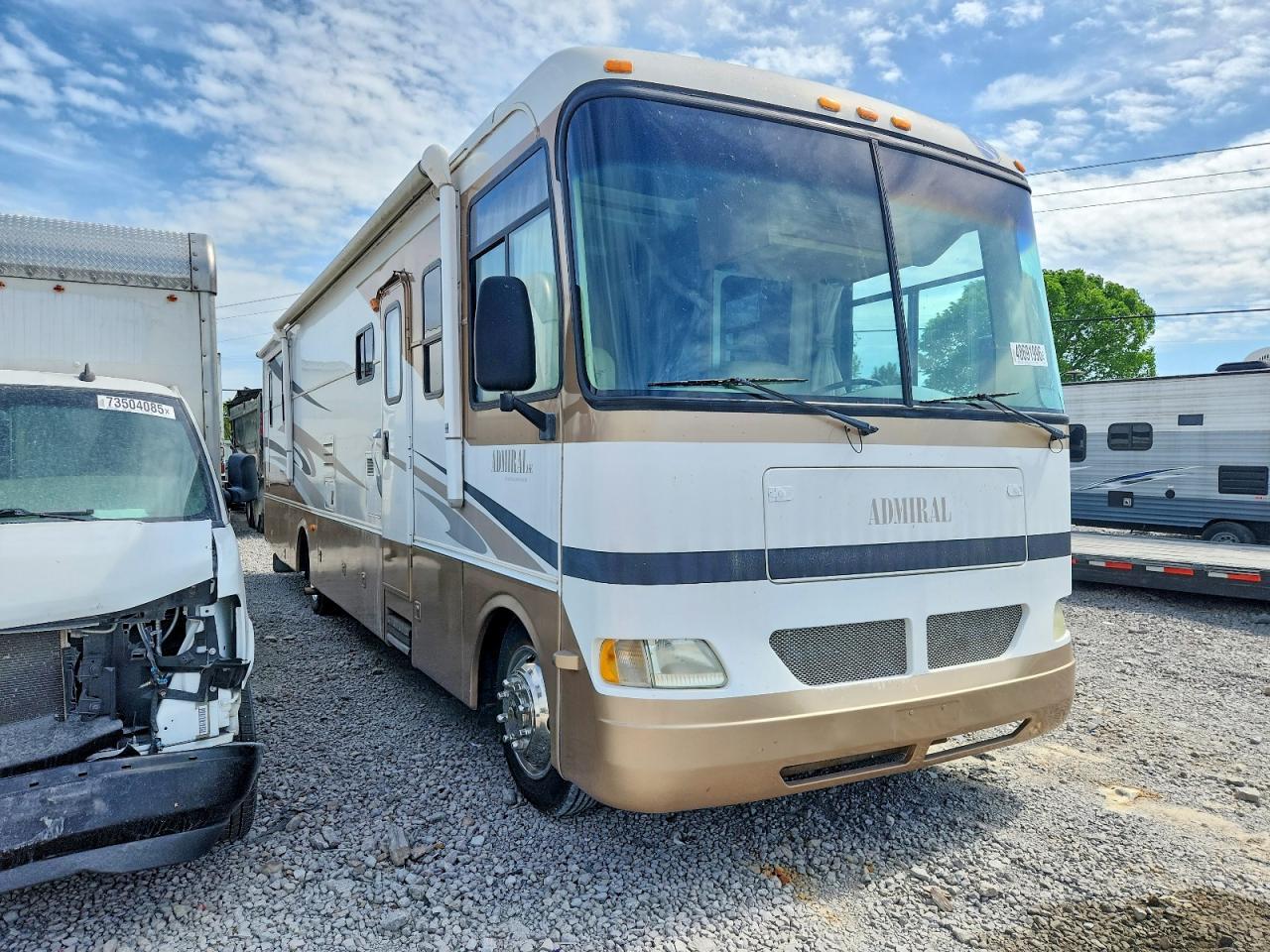 2005 Workhorse Custom Chassis RV