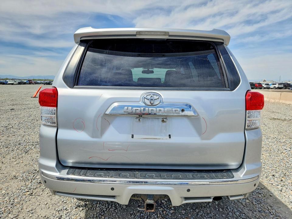 2011 Toyota 4runner SR5