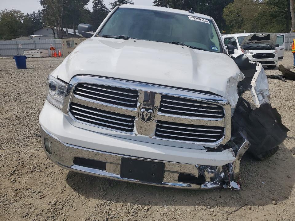 2017 Dodge RAM 1500 SLT