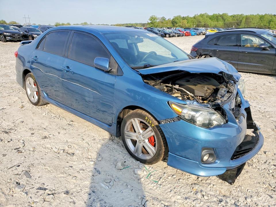 2013 Toyota Corolla s