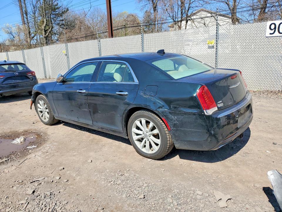 2016 Chrysler 300 Limited