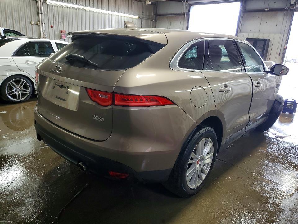 2017 Jaguar F-PACE Prestige