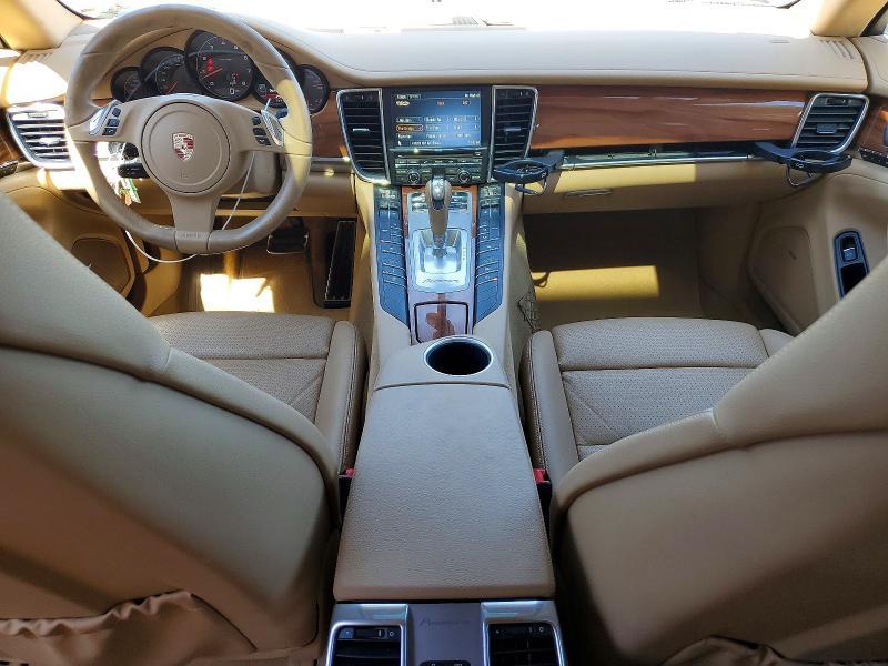 2012 Porsche Panamera 2
