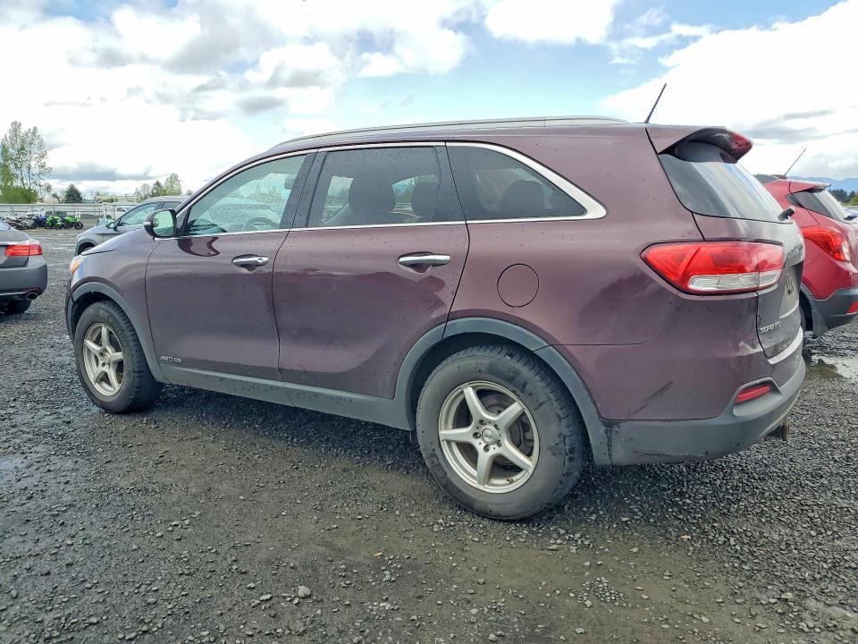 2016 KIA Sorento lx V6