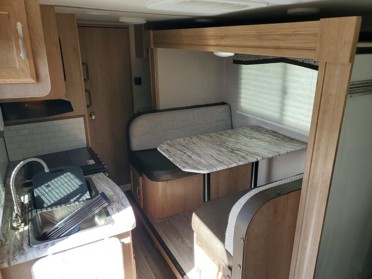2020 Winnebago Micro Minnie 2108DS