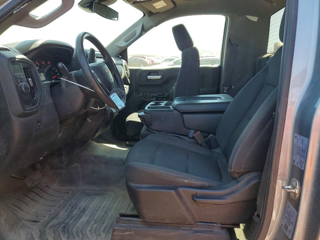 2025 Chevrolet Silverado C1500