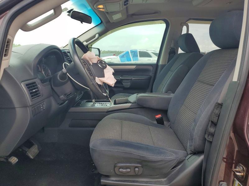 2013 Nissan Armada sv