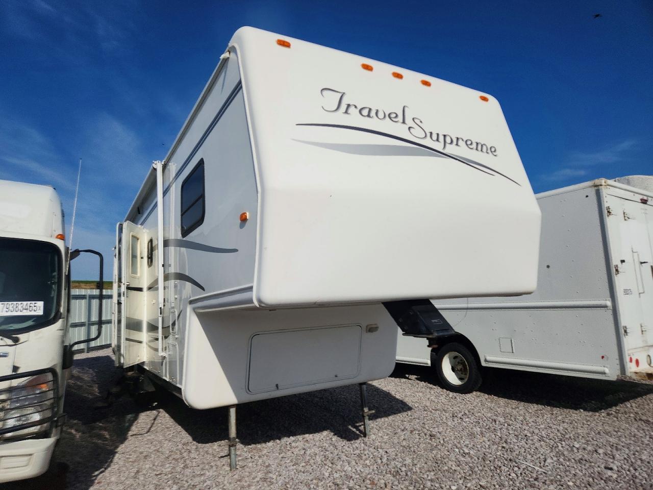 2002 Travel Supreme Camper