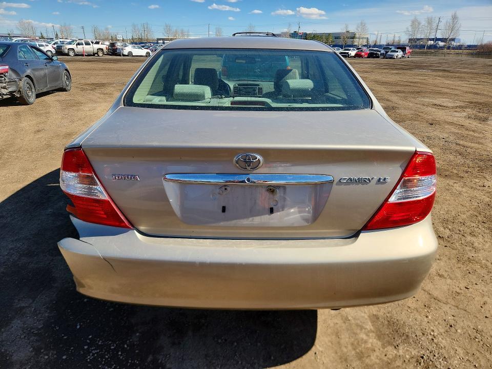 2003 Toyota Camry le