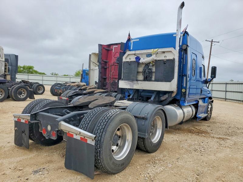 2015 Freigliner 2015 Freightliner Cascadia Semi Truck