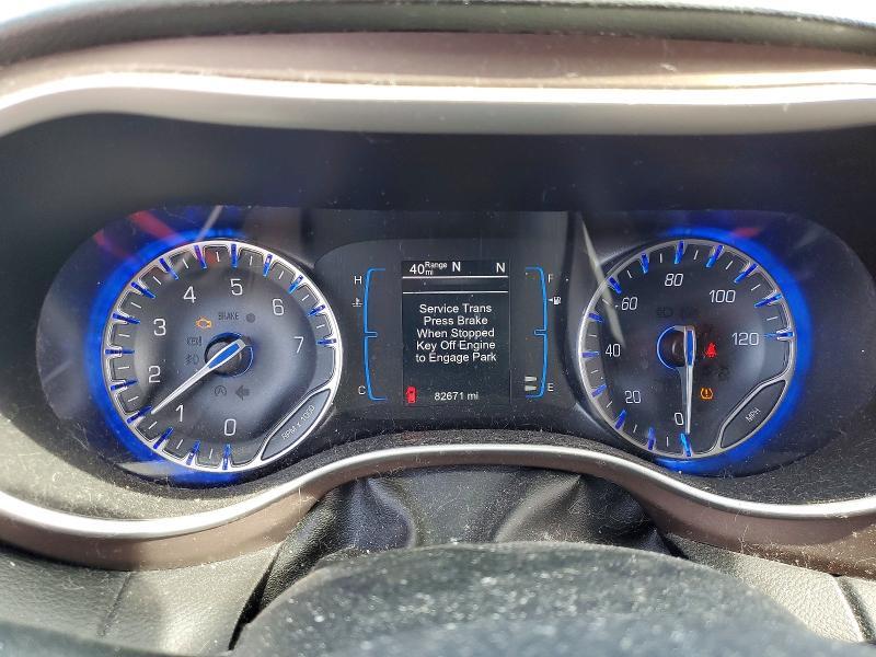 2017 Chrysler Pacifica Touring l