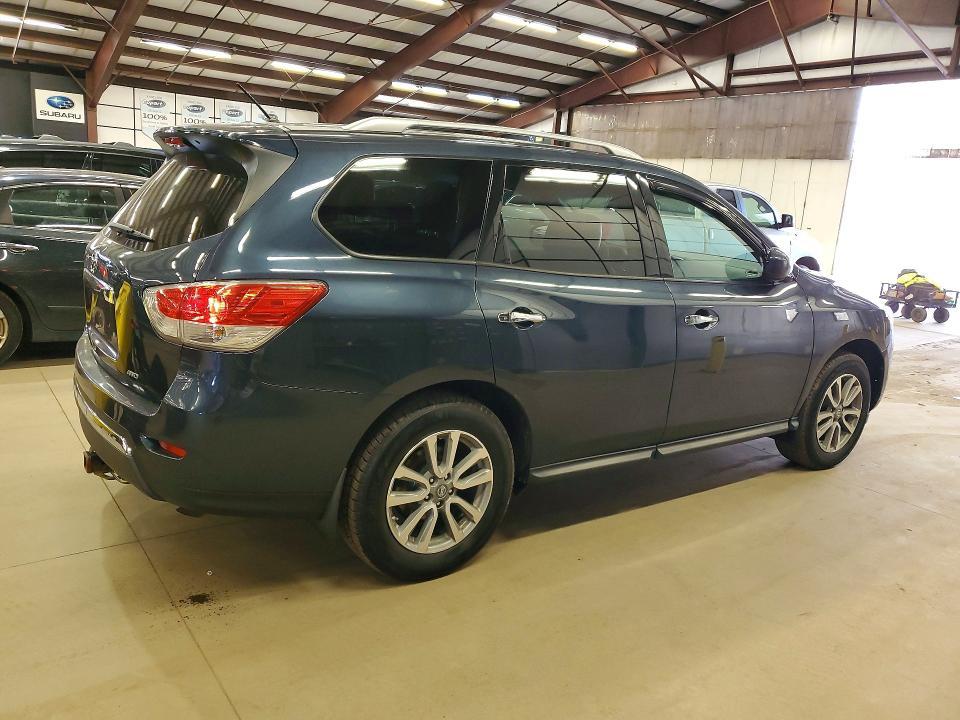 2016 Nissan Pathfinder s