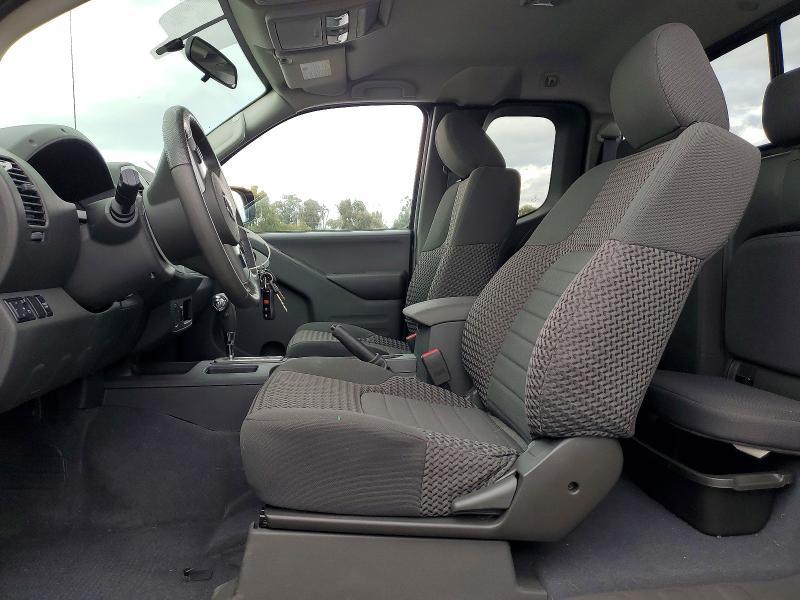 2019 Nissan Frontier sv V6