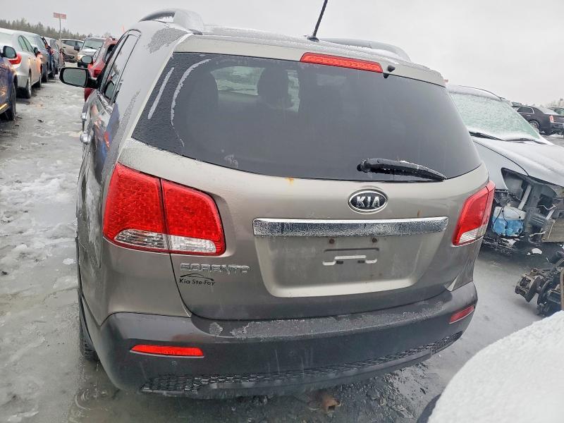 2012 KIA Sorento lx