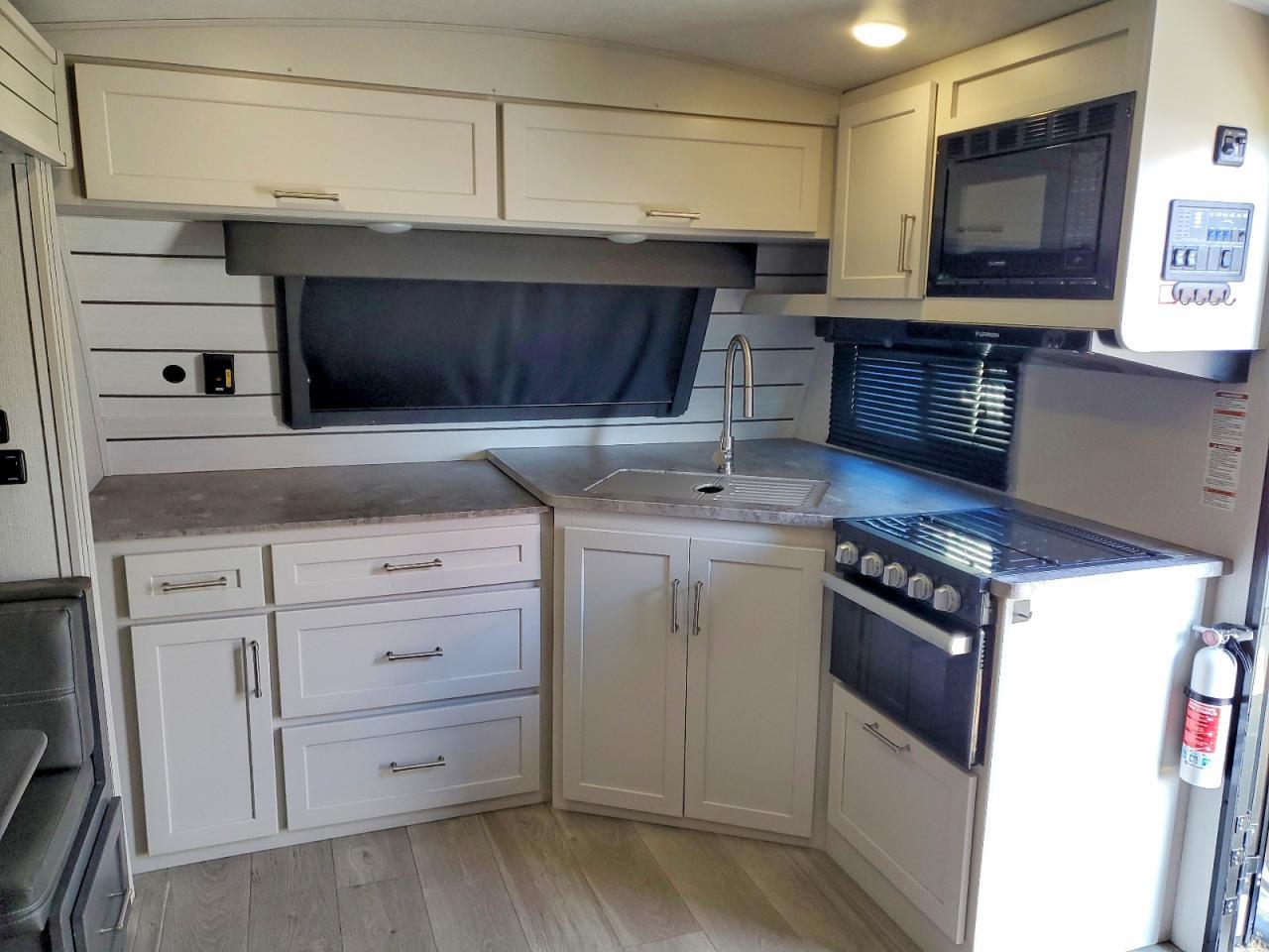 2025 Keystone CGR25FKDWE