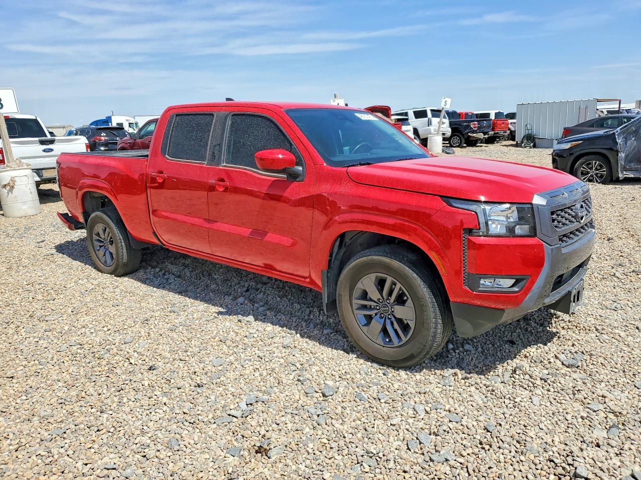 2025 Nissan Frontier SV