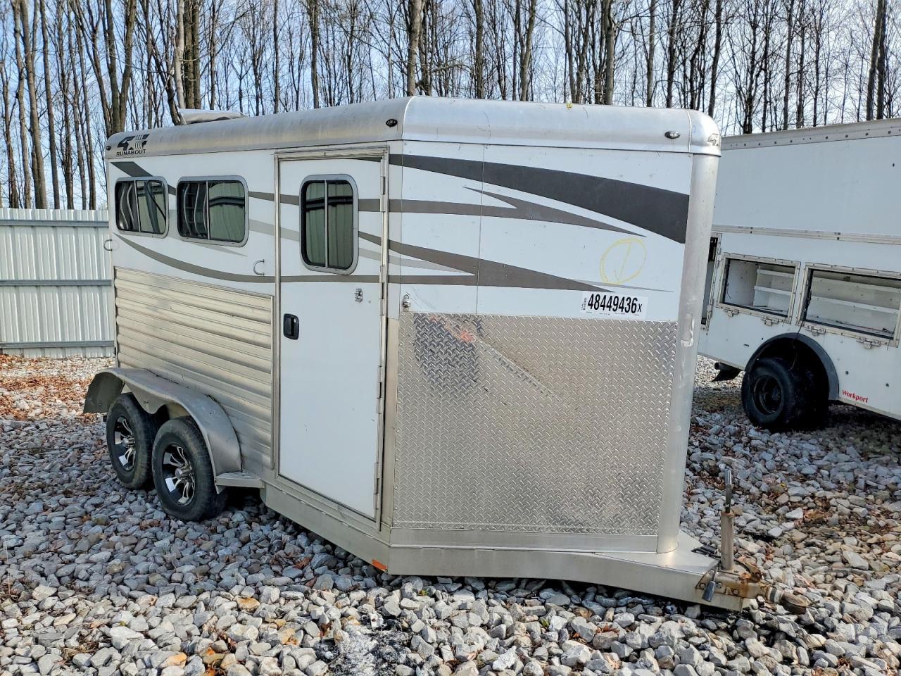 2020 Four Winds Star FD-306 Livestock Trailer