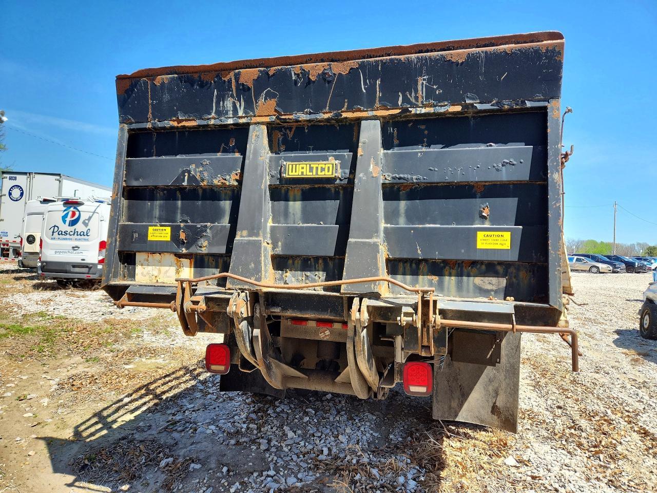 2000 Chevrolet C-SERIES C7H042