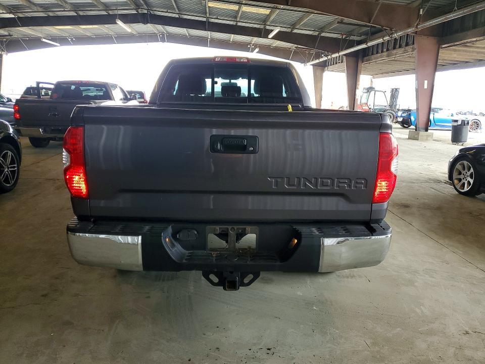 2017 Toyota Tundra SR5