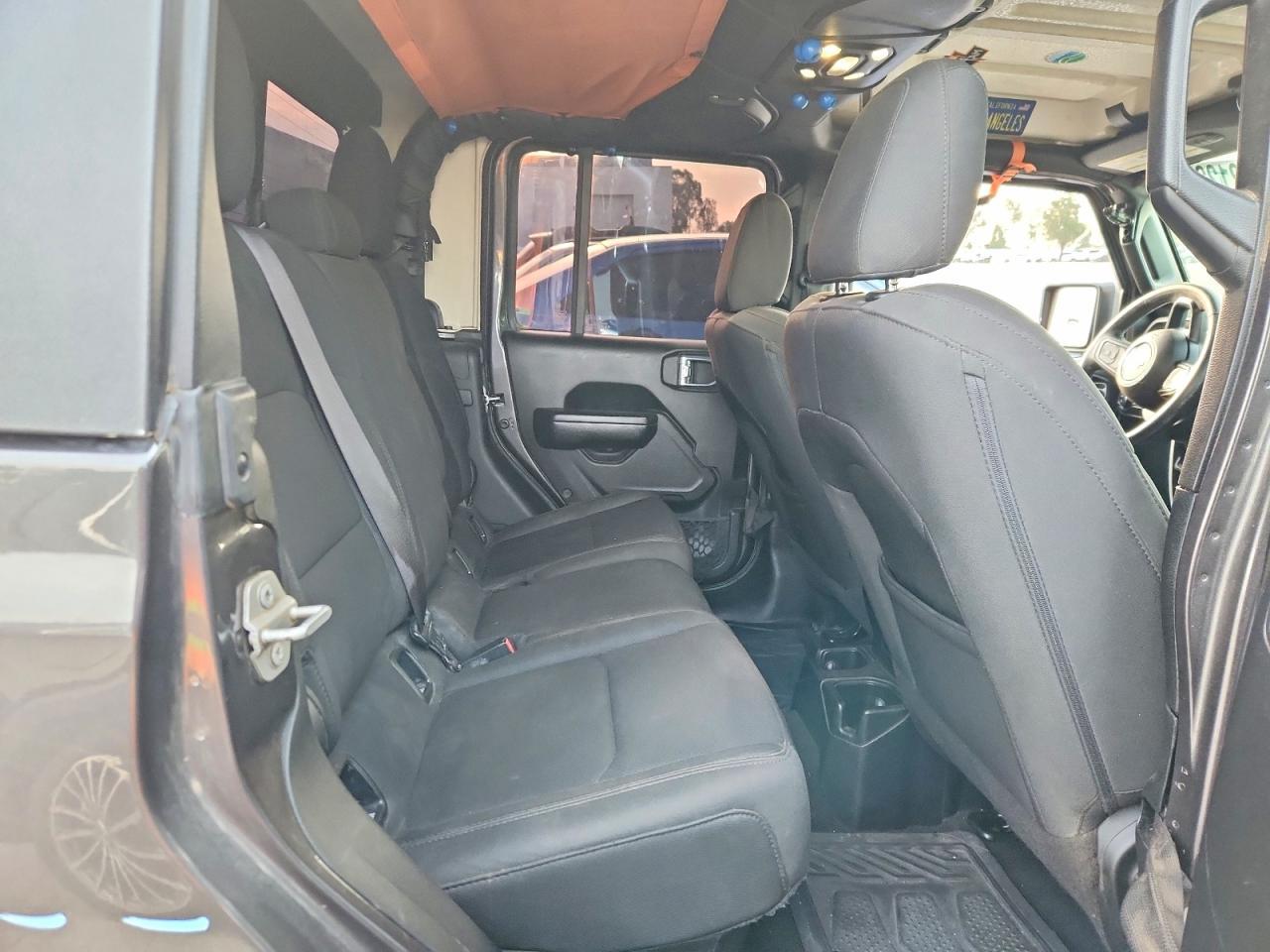 2021 Jeep Gladiator Sport