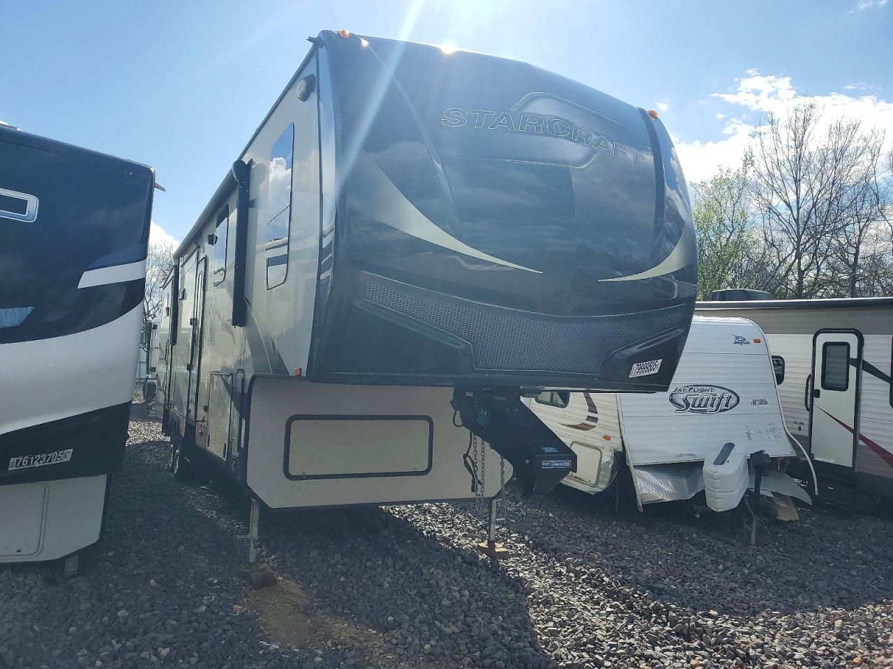 2017 Starcraft Camper