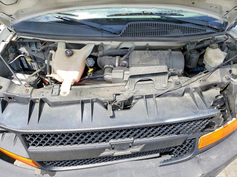 2010 Chev Express G2500