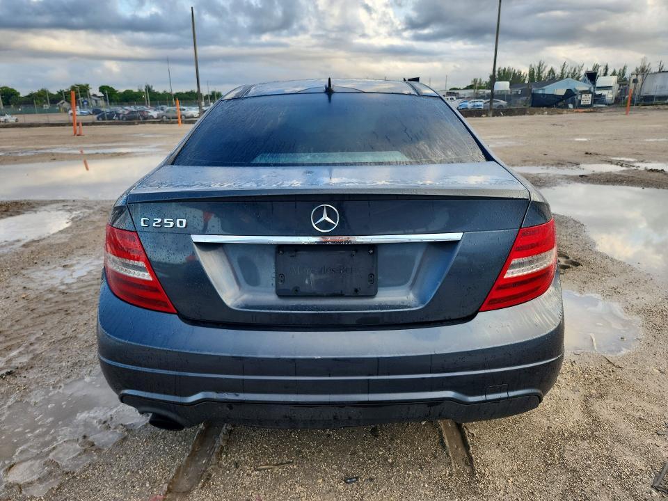 2013 Mercedes-Benz C 250