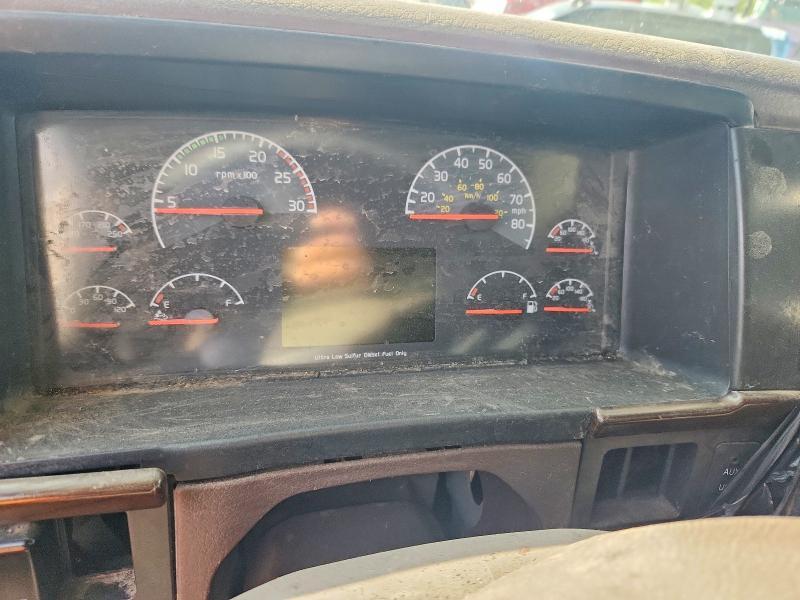 2014 Volvo Vnl Semi Truck