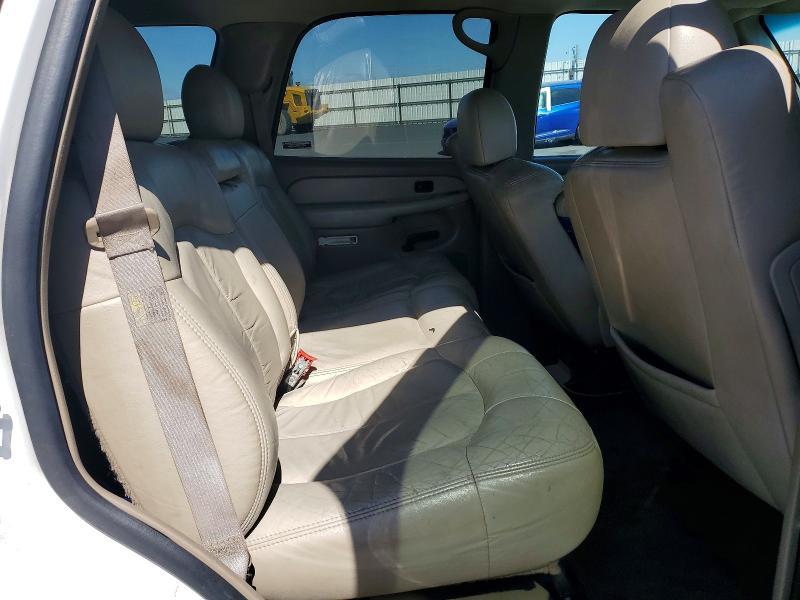 2002 Chevrolet Tahoe C1500