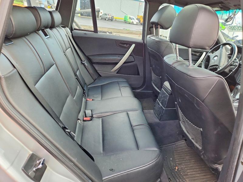2004 BMW X3 2.5i