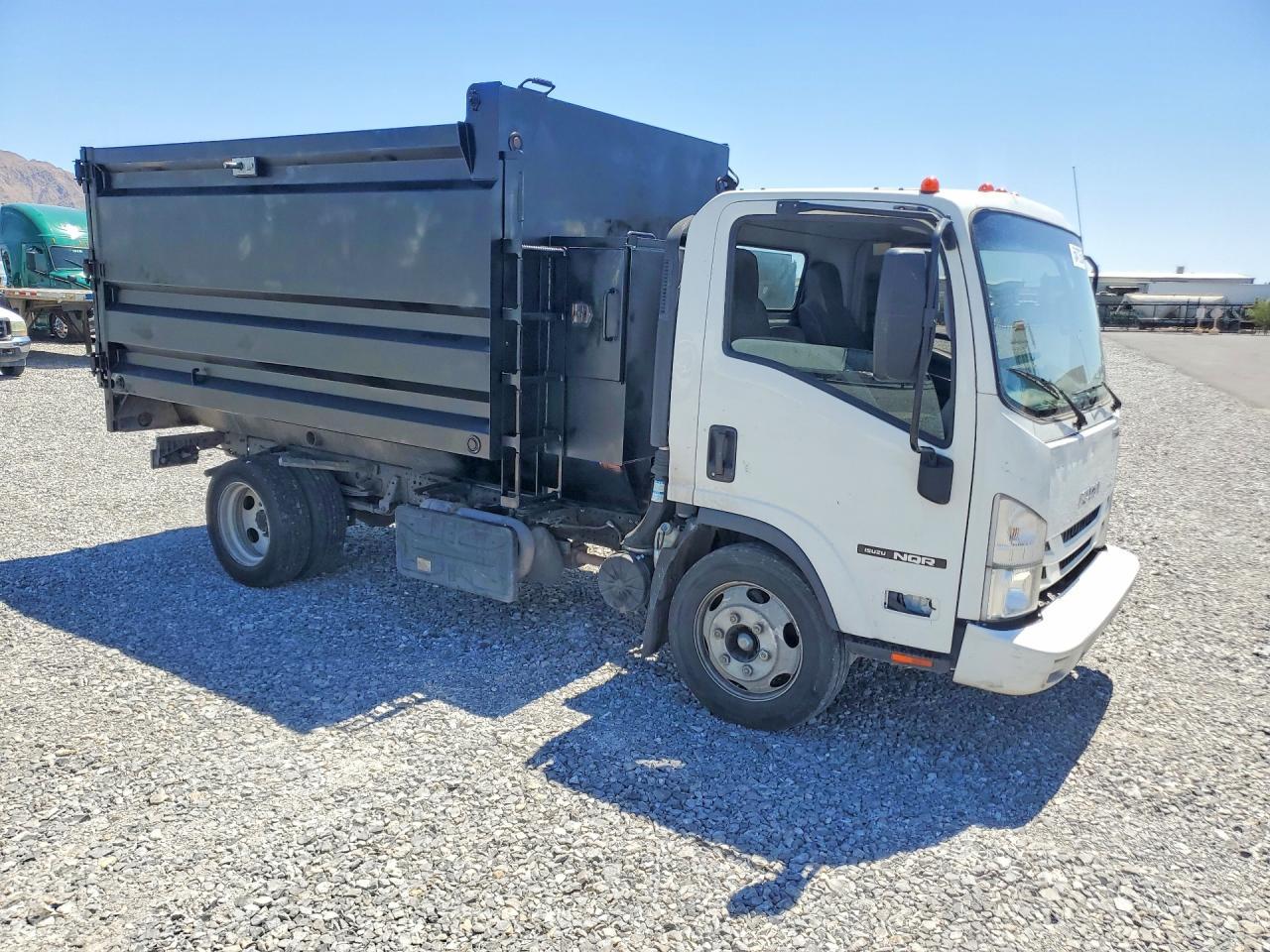 2020 Isuzu NQR