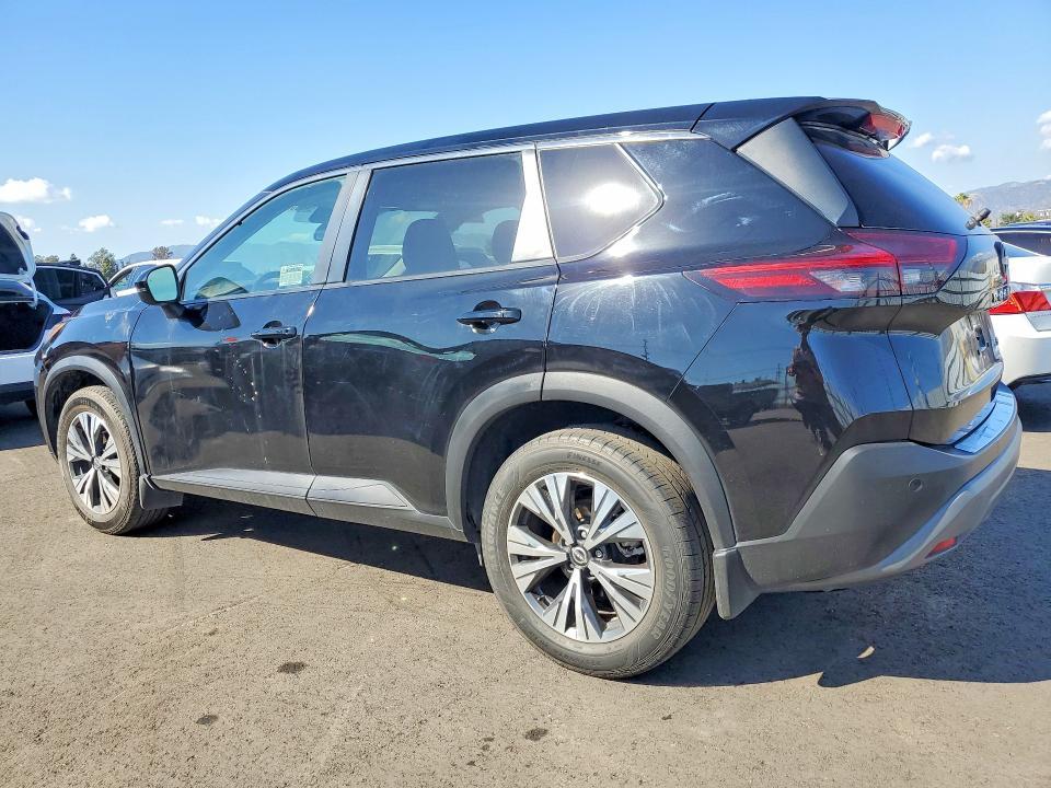 2022 Nissan Rogue sv