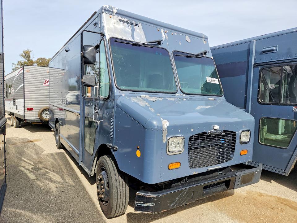 2020 Freightliner Chassis M Line WALK-IN Van